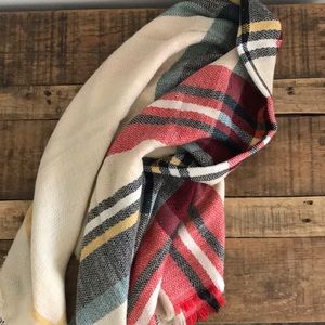 New Never Worn Blanket Scarf